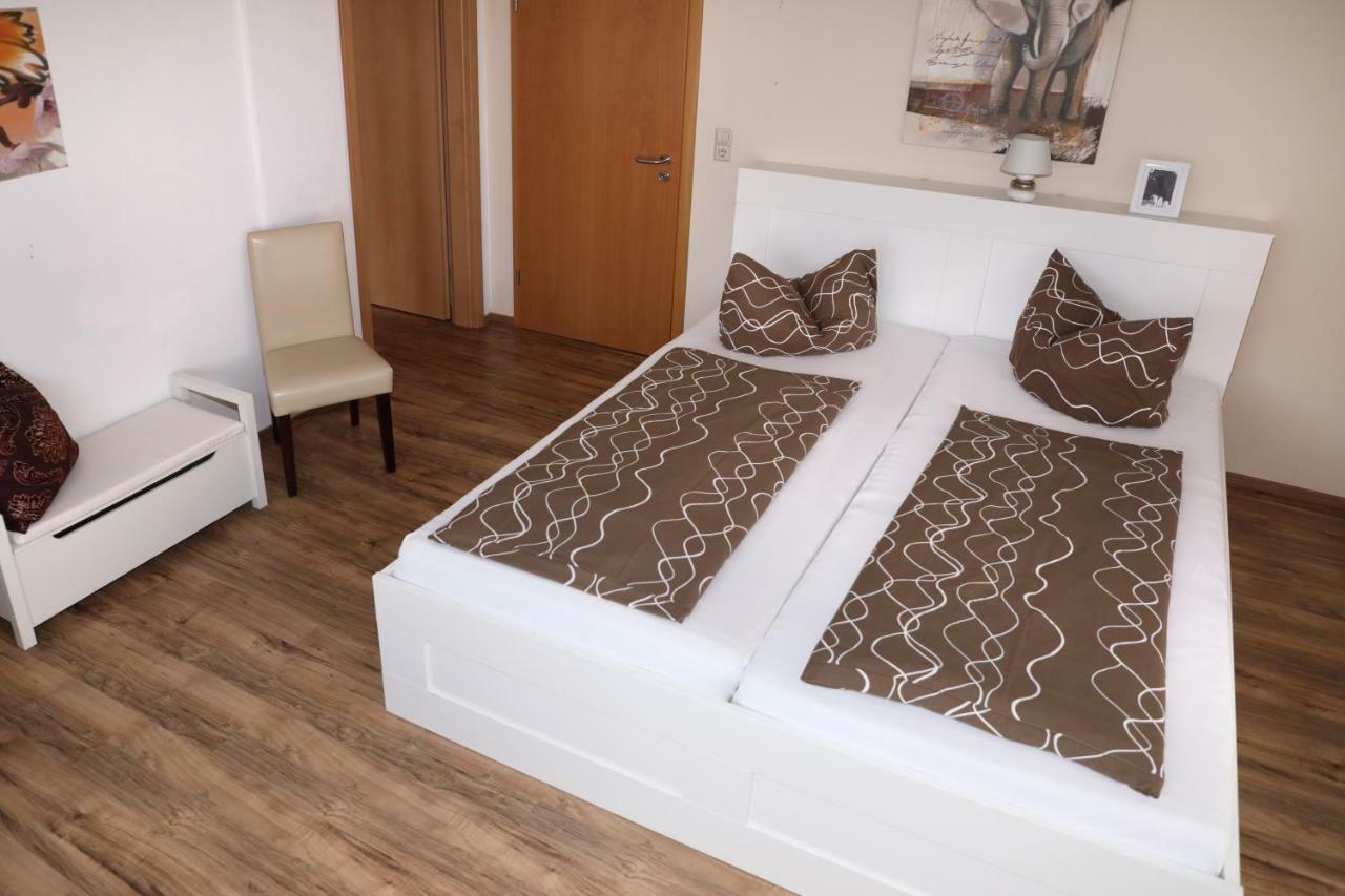 Ferienwohnungen Pension Aurora Kappel-Grafenhausen Esterno foto