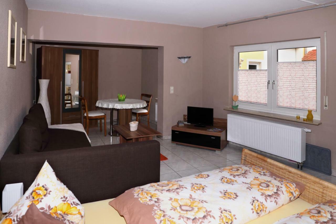Ferienwohnungen Pension Aurora Kappel-Grafenhausen Esterno foto